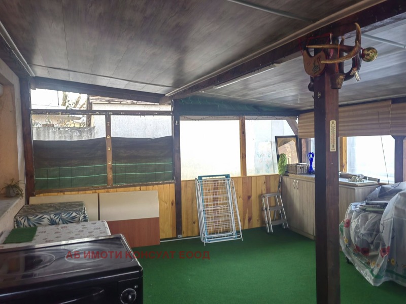 Продава КЪЩА, гр. София, област София-град, снимка 14 - Къщи - 52985924