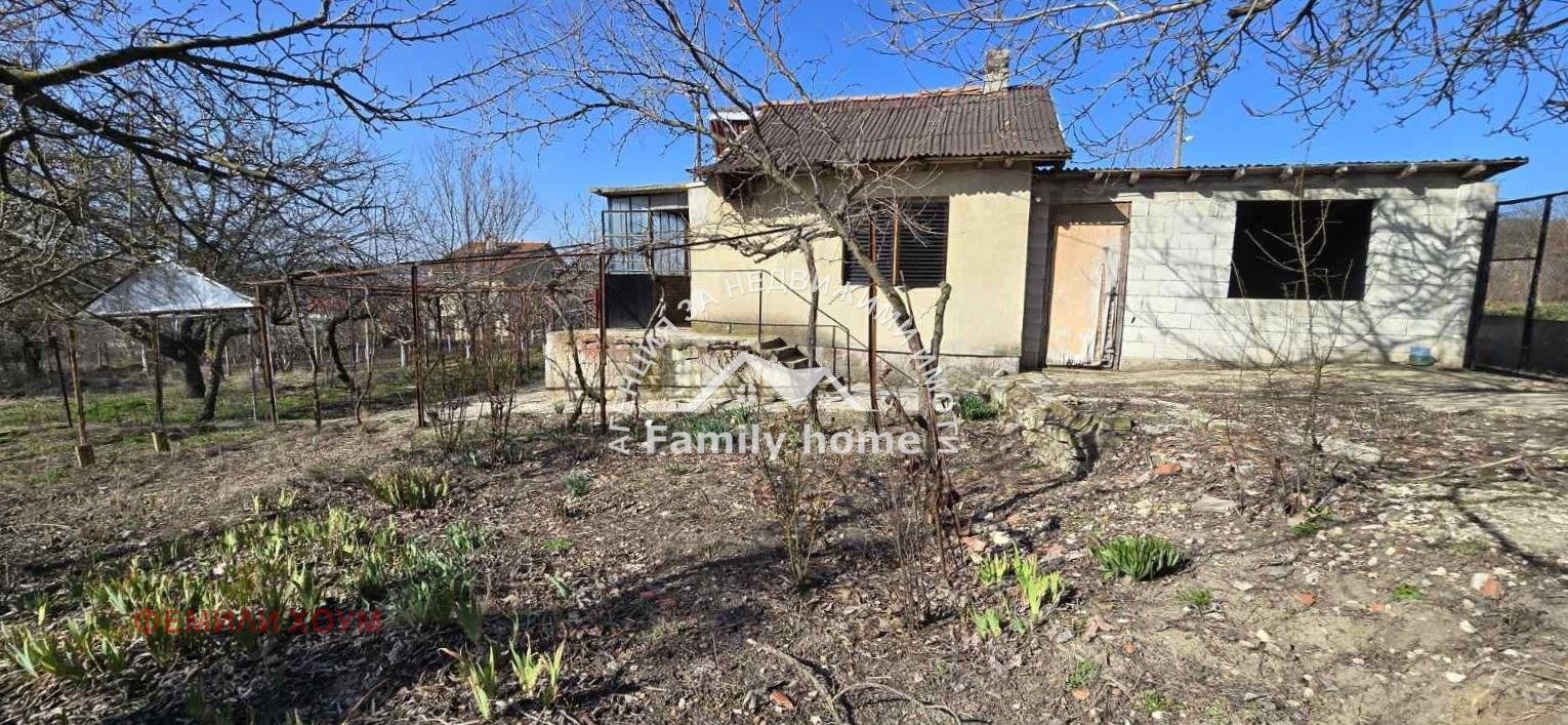 Продава КЪЩА, с. Слънчево, област Варна