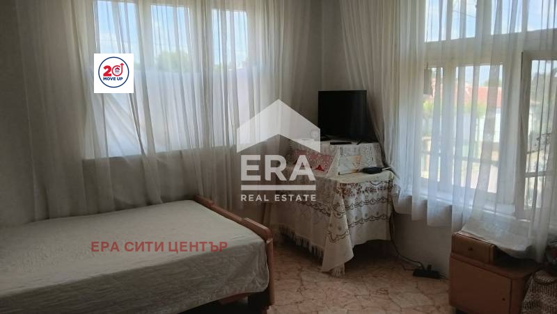 Продава ЕТАЖ ОТ КЪЩА, с. Преславен, област Стара Загора, снимка 2 - Етаж от къща - 54836296