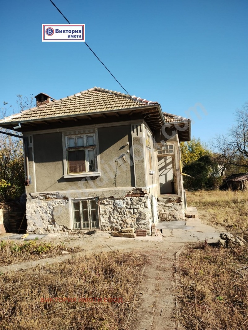 Продава КЪЩА, с. Хотница, област Велико Търново, снимка 9 - Къщи - 42804995