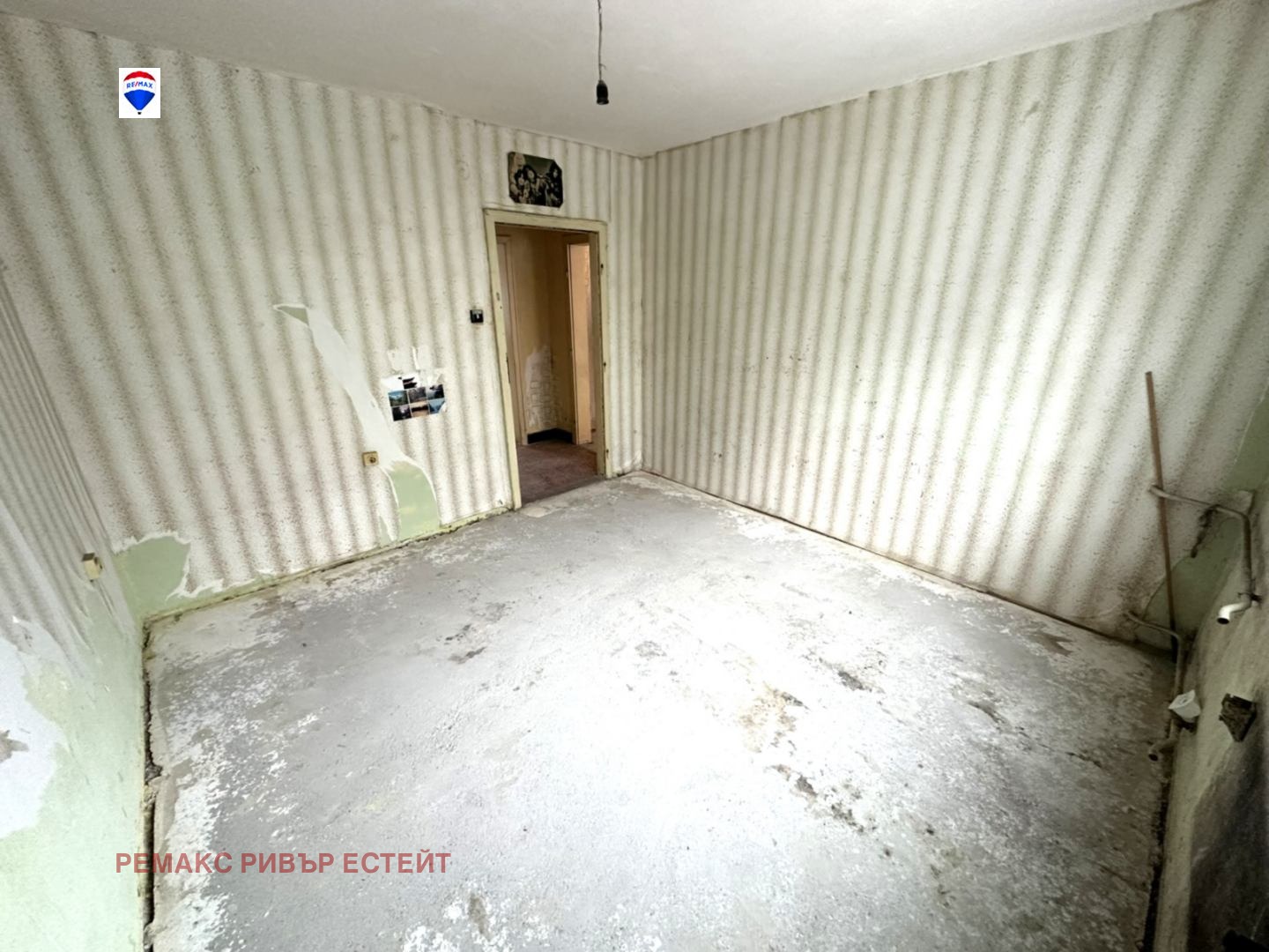 Продава 3-СТАЕН, гр. Русе, Здравец Изток, снимка 2 - Апартаменти - 53165600