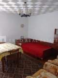 Продава КЪЩА, област София, гр. Ихтиман • 120000 € • 25395449 — Holmes.bg