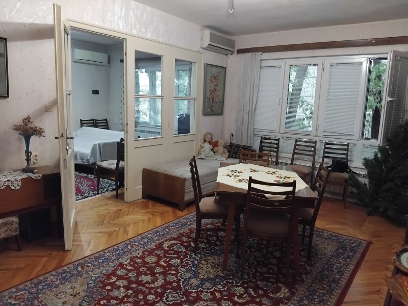 Продава МНОГОСТАЕН в град Русе, Център - 144 кв.м / 240 000 € » 469 399.20 лв., ВАШИЯТ ИМОТ
