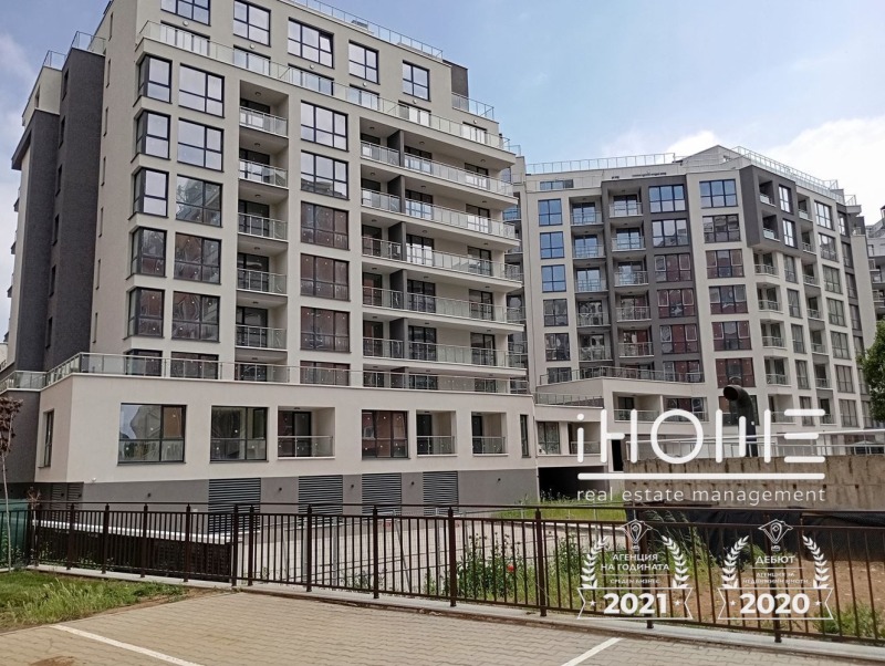 Eladó  1 hálószoba Sofia , Poligona , 66 négyzetméter | 67925679