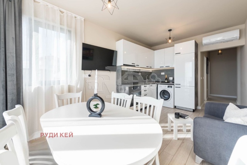 Продава 3-СТАЕН, гр. Варна, к.к. Чайка, снимка 3 - Aпартаменти - 47975859