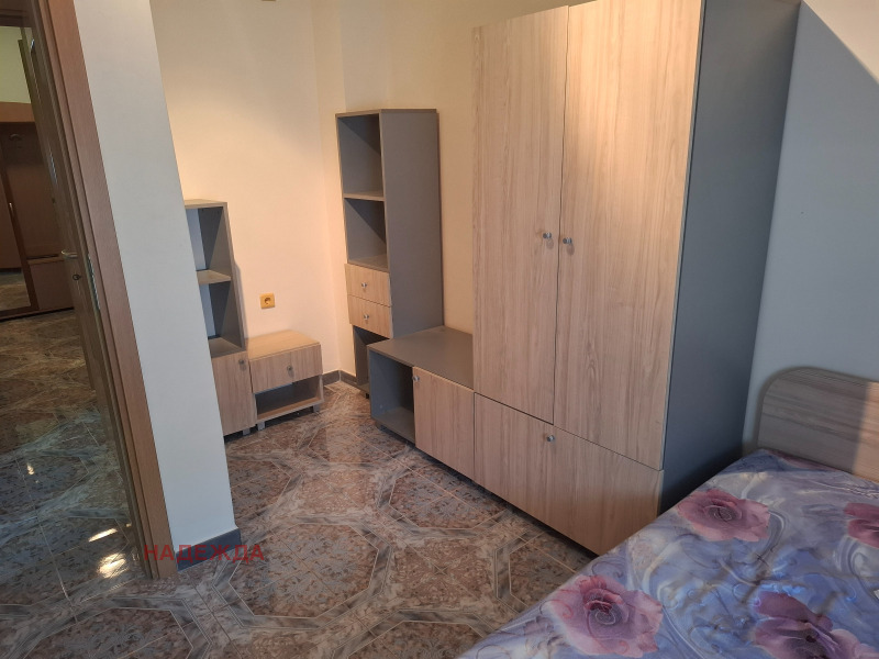 Eladó  2 hálószobás Pleven , Mara Dencseva , 80 négyzetméter | 67773303 - kép [8]
