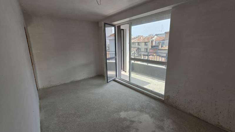 Na prodej  2 ložnice Burgas , Vazraždane , 88 m2 | 66045603 - obraz [11]