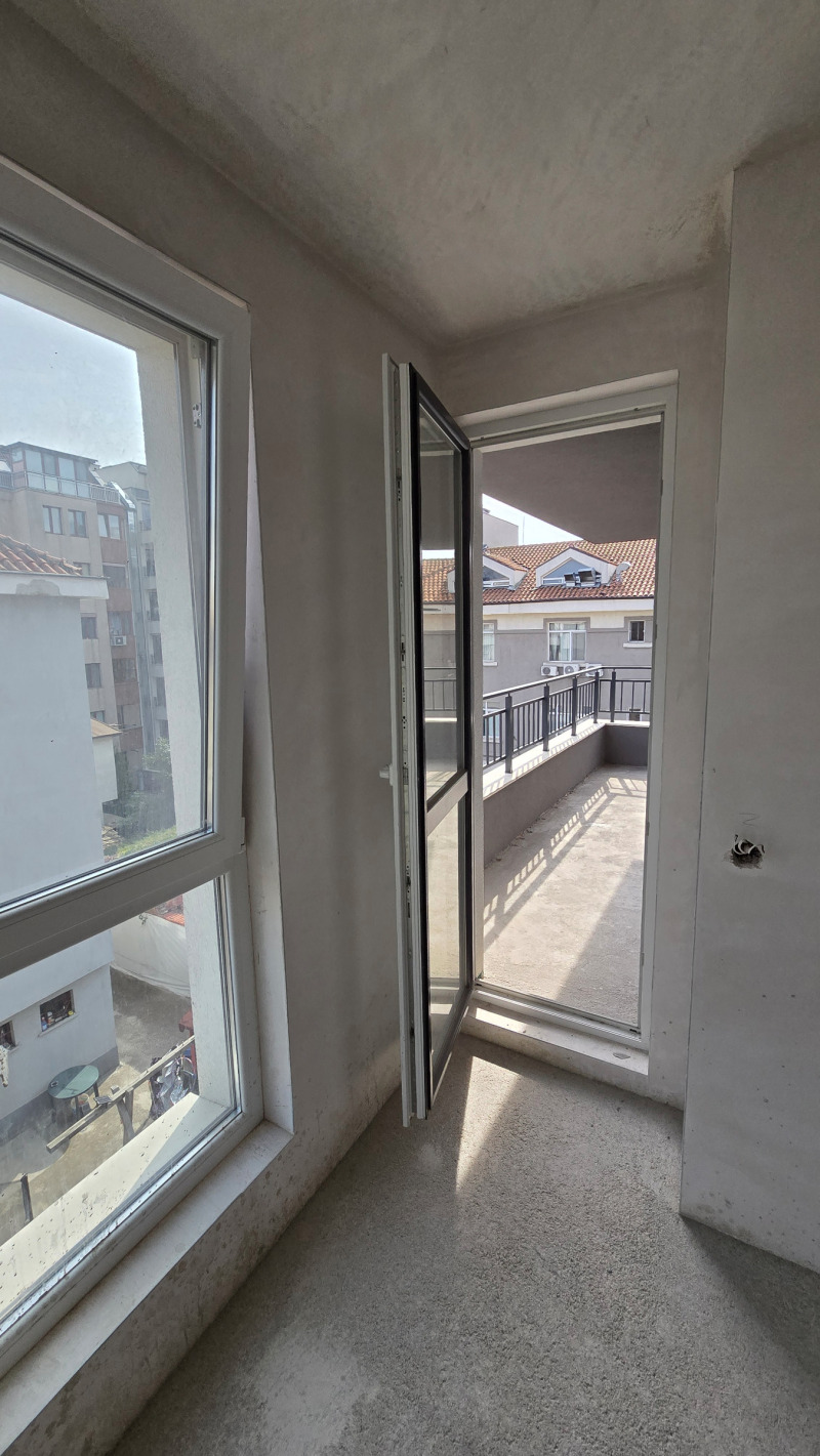 Na prodej  2 ložnice Burgas , Vazraždane , 88 m2 | 66045603 - obraz [8]