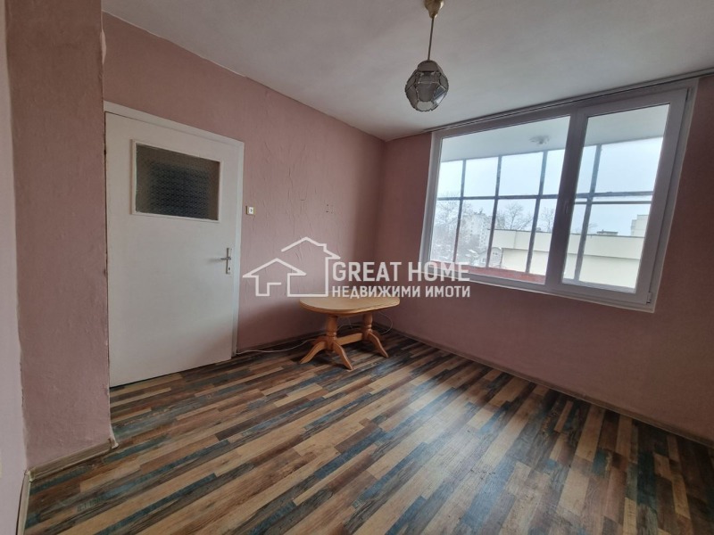 Продава 3-СТАЕН, гр. Търговище, Вароша, снимка 3 - Апартаменти - 53111651