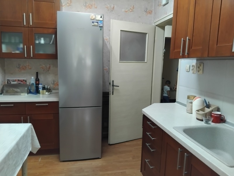 Продава  Многостаен град Русе , Център , 144 кв.м | 20808133 - изображение [11]