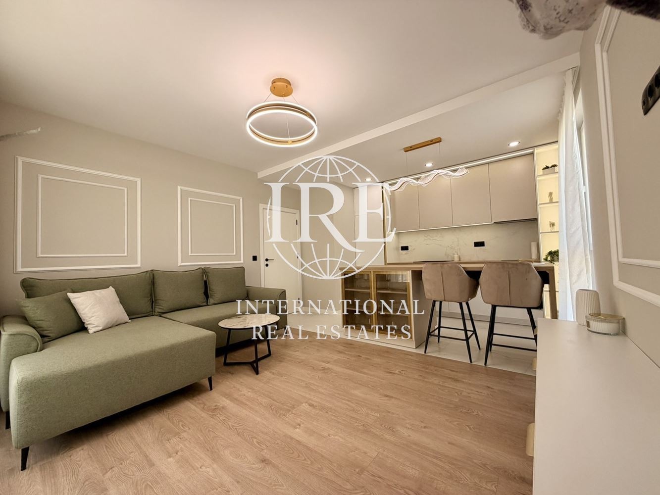 Продава 2-СТАЕН, гр. Варна, м-т Пчелина, снимка 2 - Апартаменти - 54696950