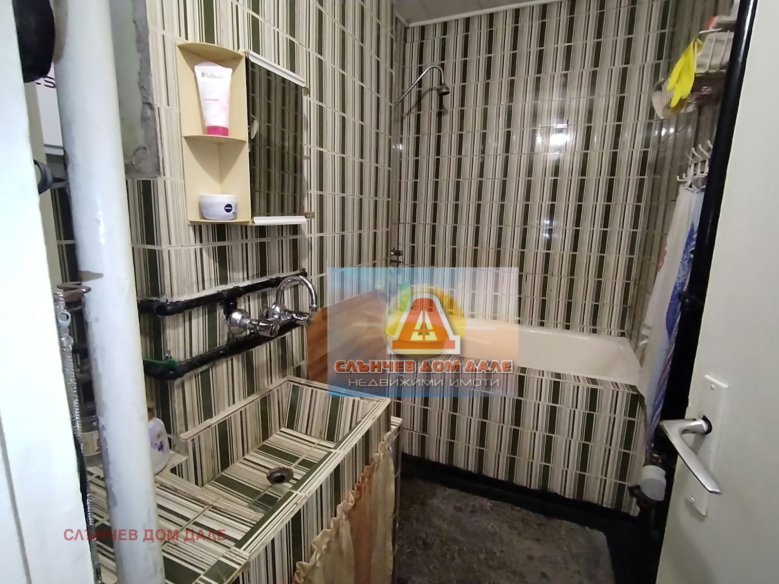 Продава 3-СТАЕН, гр. Шумен, Боян Българанов 1, снимка 14 - Апартаменти - 56256580