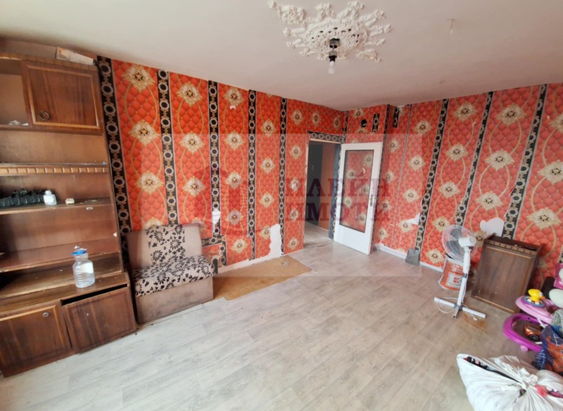 Продава 1-СТАЕН, гр. Русе, Цветница, снимка 3 - Апартаменти - 52614099