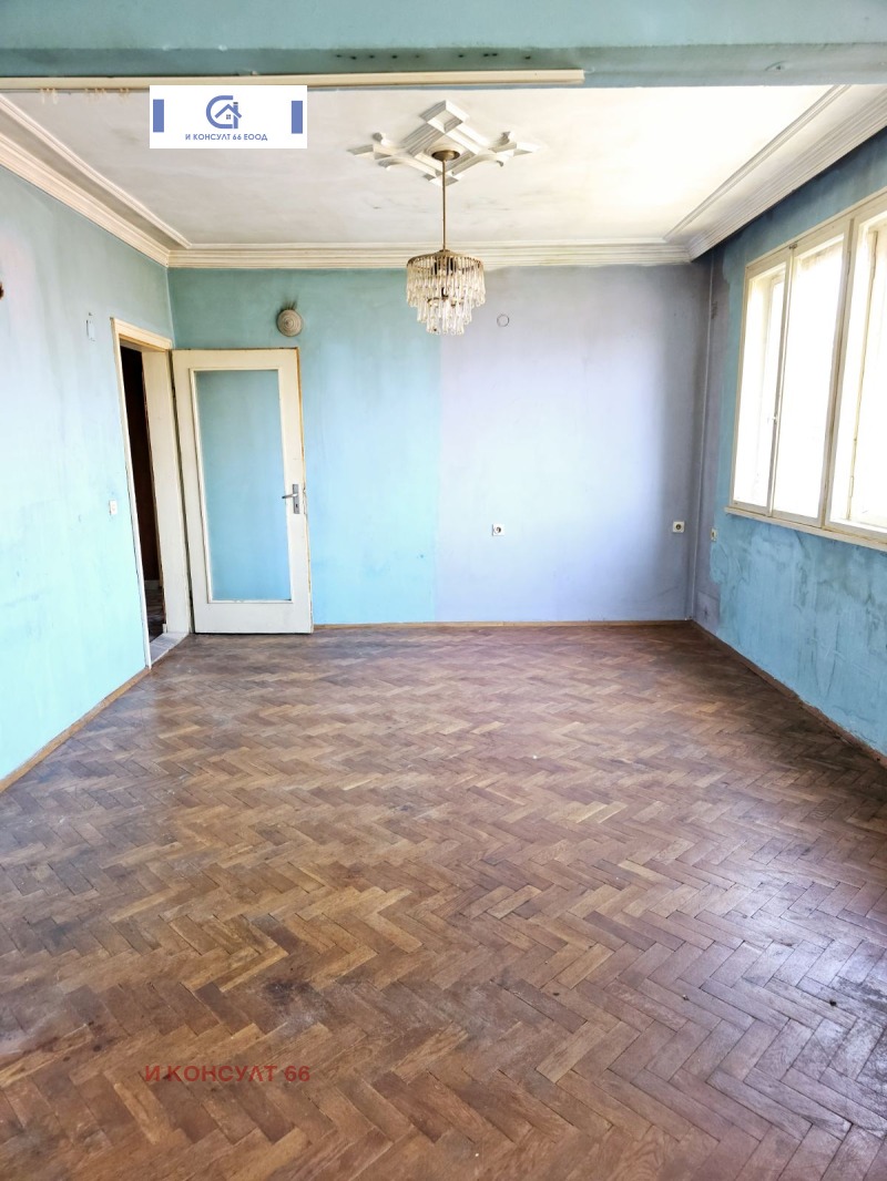 Продава 3-СТАЕН, гр. Ловеч, Център, снимка 3 - Апартаменти - 47139794