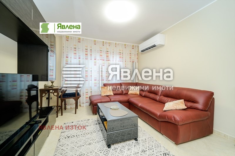 Na prodej  2 ložnice Sofia , Centar , 84 m2 | 82146963