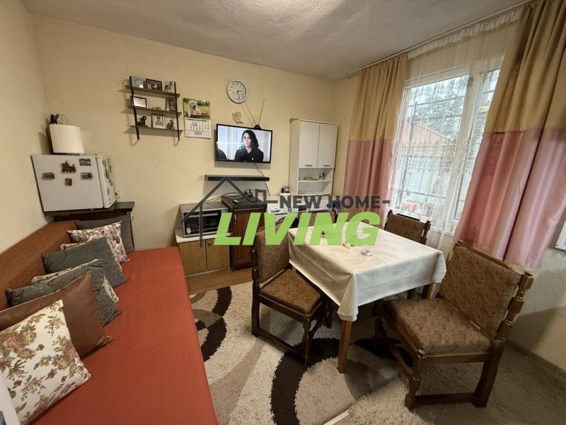 Продава КЪЩА, с. Бегово, област Пловдив, снимка 3 - Къщи - 52302273