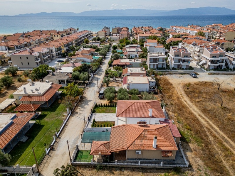 Продава КЪЩА, гр. Варна, Център, снимка 6 - Къщи - 54467622