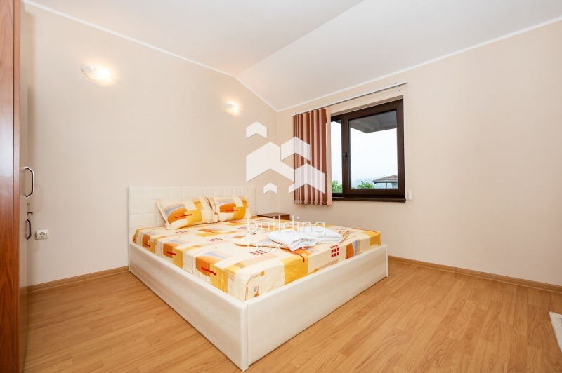 Продава ХОТЕЛ, гр. Батак, област Пазарджик, снимка 4 - Хотели - 53165827