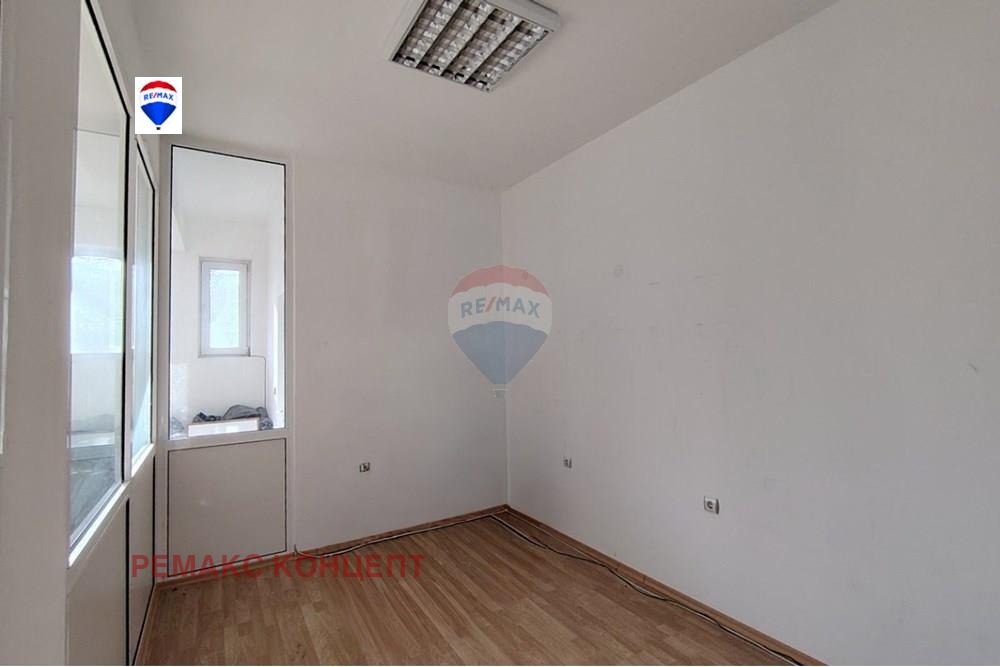 Продава СКЛАД, гр. Шумен, Тракия, снимка 5 - Складове - 53006094