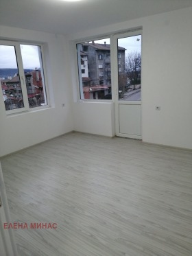 House Floor Kurshun cheshma, Shumen 6