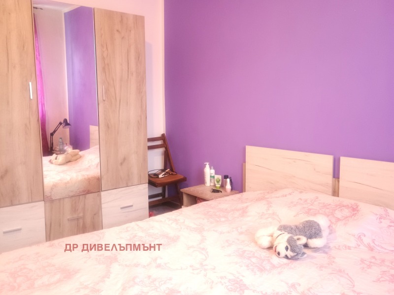 Продава  3-стаен, град София, Фондови жилища •  176 000 EUR • ID 16808868 — holmes.bg - [1] 