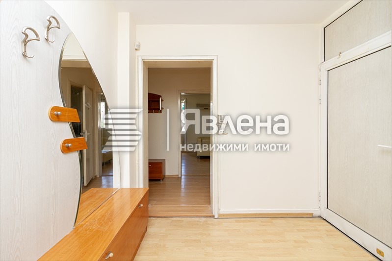 Продава МНОГОСТАЕН, гр. София, Център, снимка 14 - Aпартаменти - 47562418