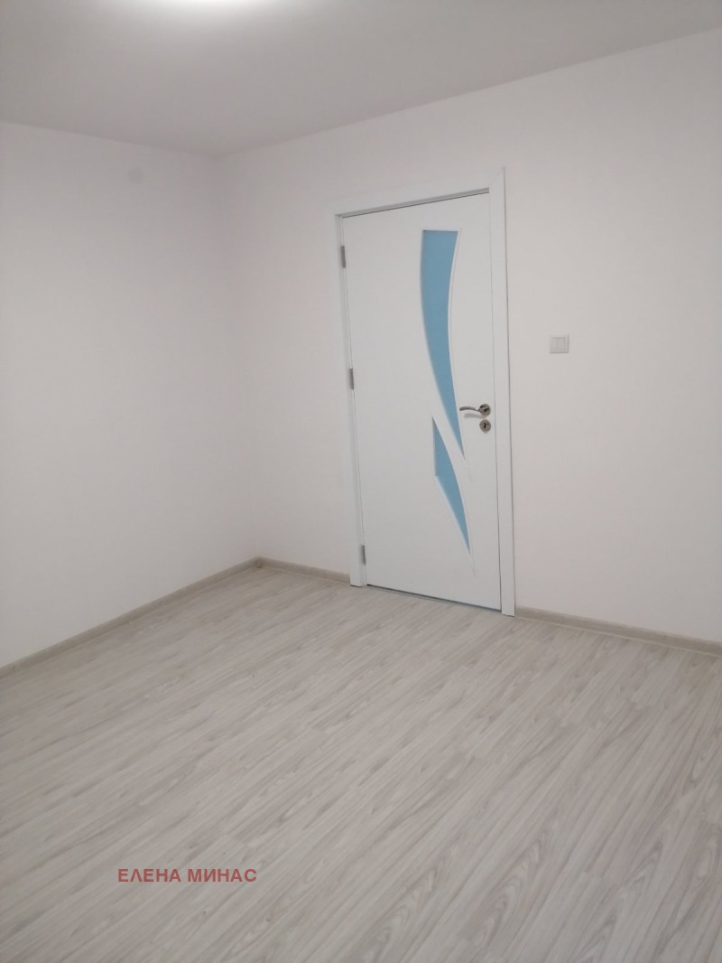 Продава  Етаж от къща град Шумен , Куршун чешма , 145 кв.м | 32979084 - изображение [4]