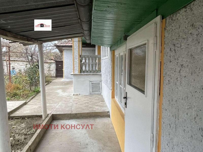 Продава КЪЩА, с. Хотница, област Велико Търново, снимка 2 - Къщи - 44557115