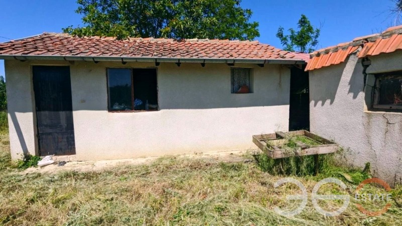 Продава КЪЩА, с. Методиево, област Добрич, снимка 8 - Къщи - 53116349