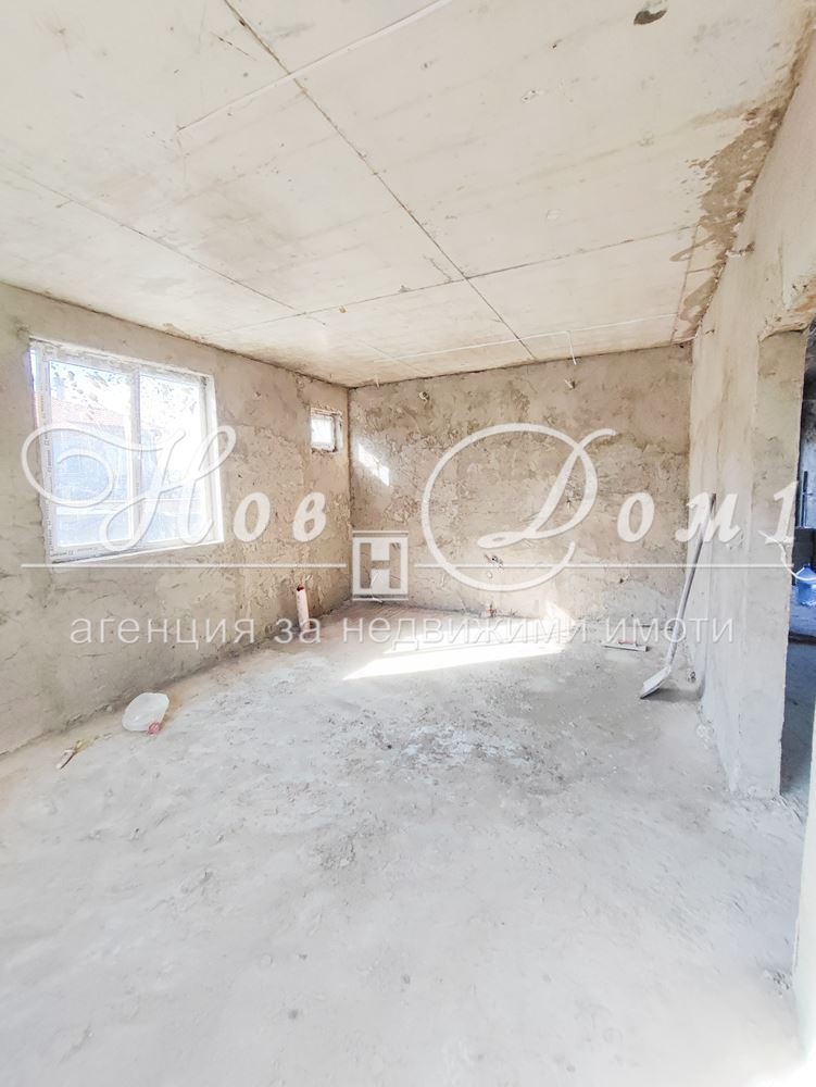 Продава КЪЩА, с. Изворско, област Варна