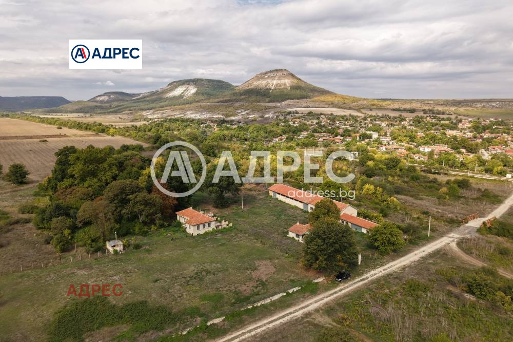 Продава ПРОМ. ПОМЕЩЕНИЕ, с. Венчан, област Варна