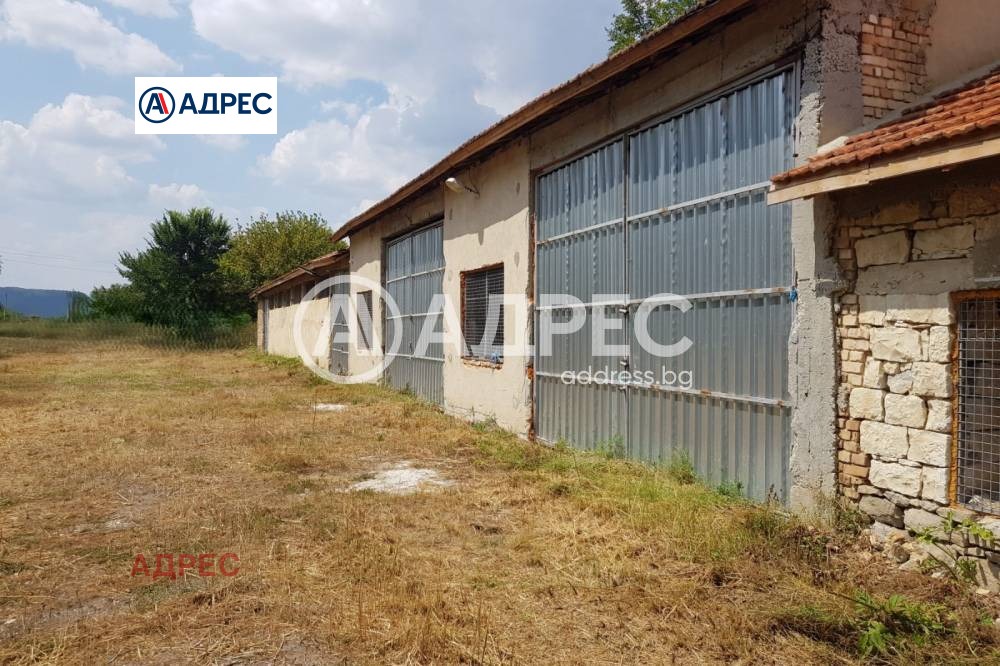 Продава ПРОМ. ПОМЕЩЕНИЕ, с. Венчан, област Варна, снимка 6 - Производствени сгради - 54277350