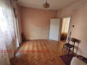 3+ Schlafzimmer Ajazmoto, Stara Zagora 5