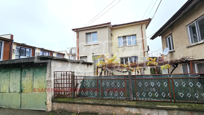 Продава ЕТАЖ ОТ КЪЩА, гр. София, Горубляне