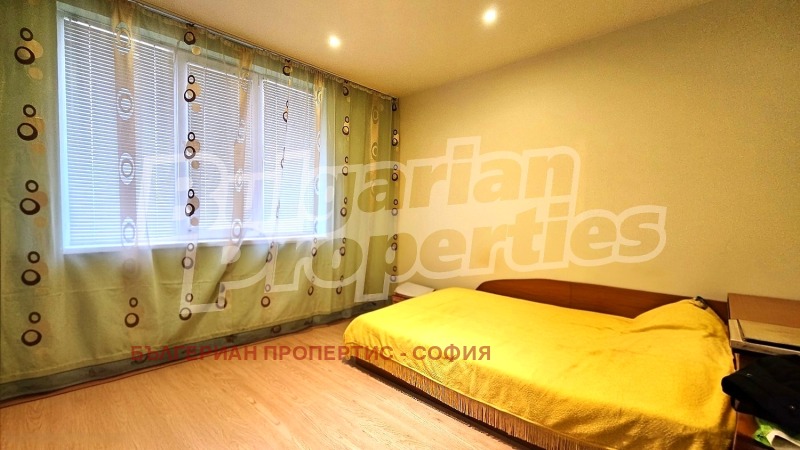 Продава ЕТАЖ ОТ КЪЩА, гр. София, Горубляне, снимка 9 - Етаж от къща - 52705715