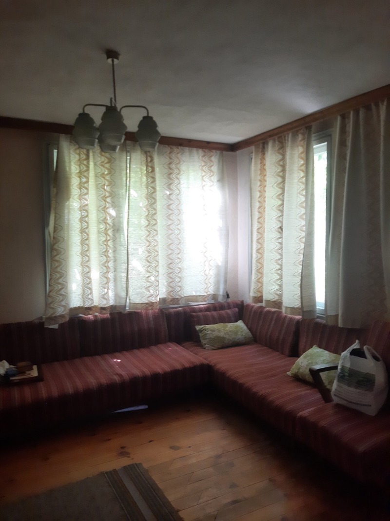Продава КЪЩА, с. Гълъбово, област Пловдив, снимка 7 - Къщи - 46459910