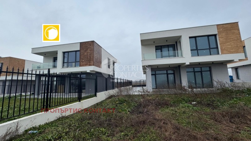 Продава КЪЩА, гр. Поморие, област Бургас, снимка 4 - Къщи - 53309015