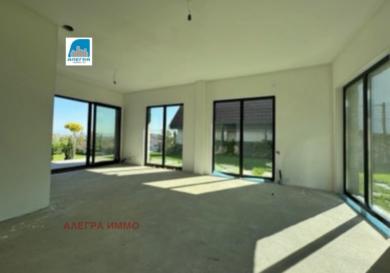 Na prodej  Dům oblast Plovdiv , Markovo , 270 m2 | 48837510 - obraz [10]