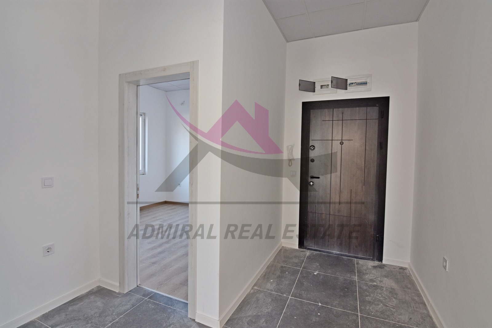 Продава 3-СТАЕН, гр. Варна, Младост 1, снимка 3 - Апартаменти - 54062595