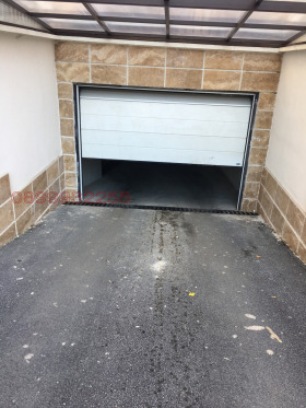 ГАРАЖ, ПАРКОМЯСТО, 18 m2