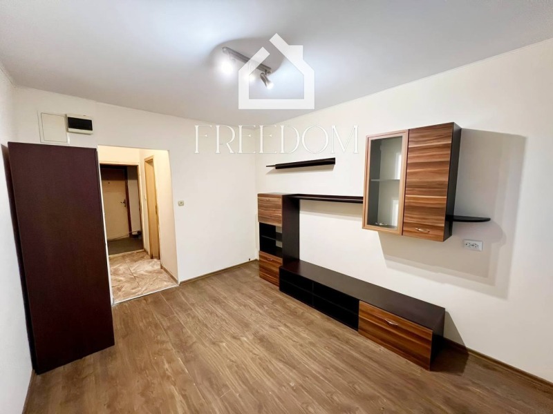 Продава 1-СТАЕН, гр. Варна, Левски 1, снимка 2 - Апартаменти - 53322344