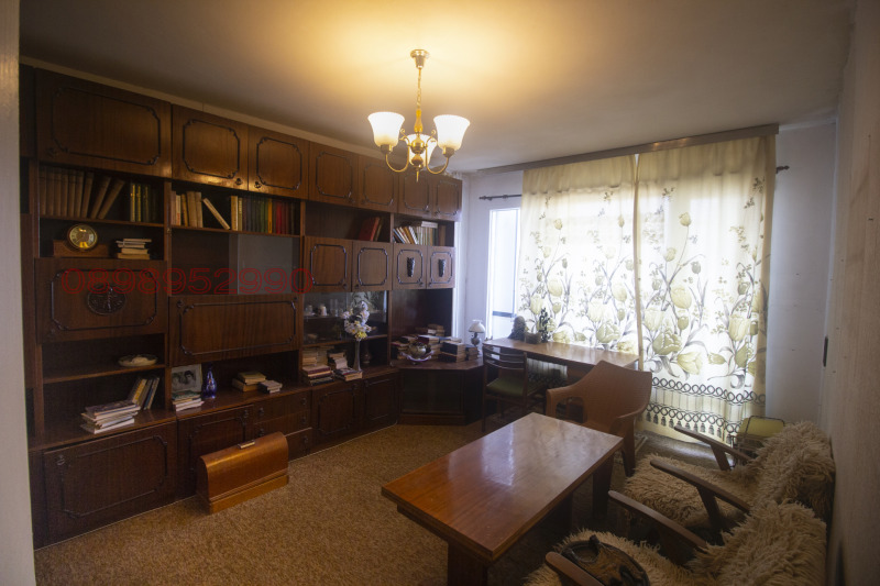 De vânzare  1 dormitor Sofia , Nadejda 3 , 44 mp | 97486506