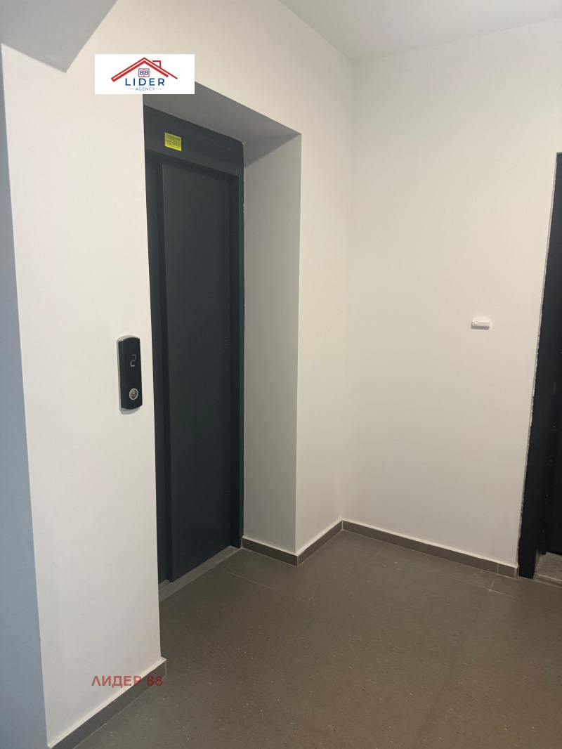 De vânzare  1 dormitor Pleven , Șiroc țentâr , 65 mp | 53379157 - imagine [5]