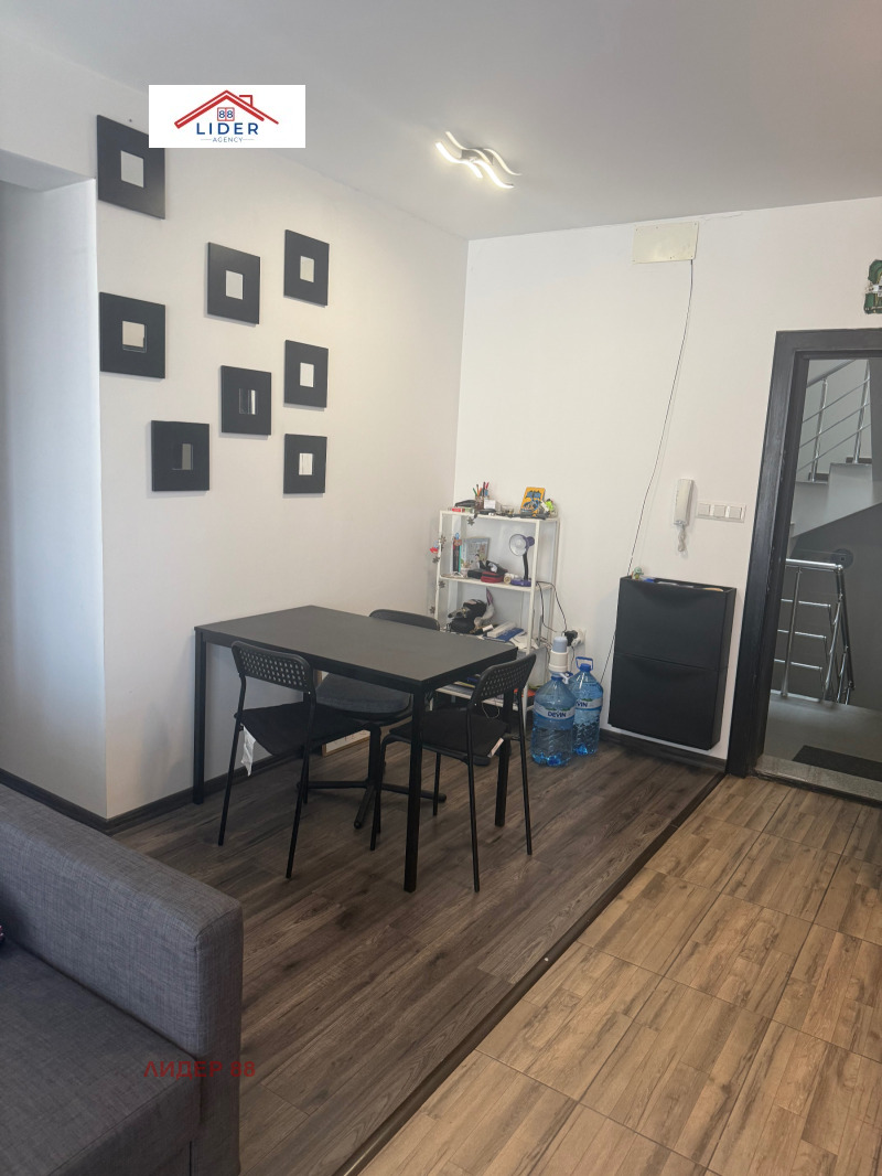 De vânzare  1 dormitor Pleven , Șiroc țentâr , 65 mp | 53379157 - imagine [4]