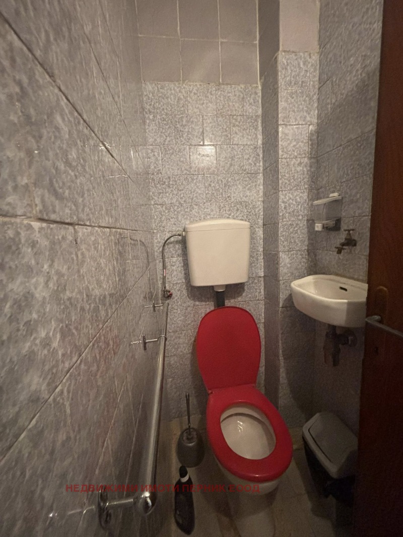 Продава 3-СТАЕН, гр. Перник, Център, снимка 8 - Апартаменти - 52409552