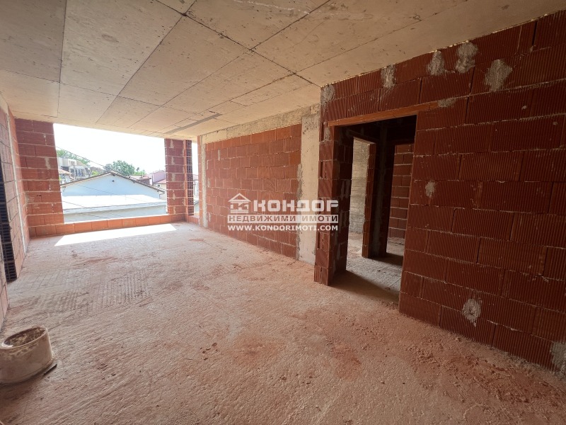 Продава 3-СТАЕН, гр. Пловдив, Център, снимка 2 - Апартаменти - 52560105