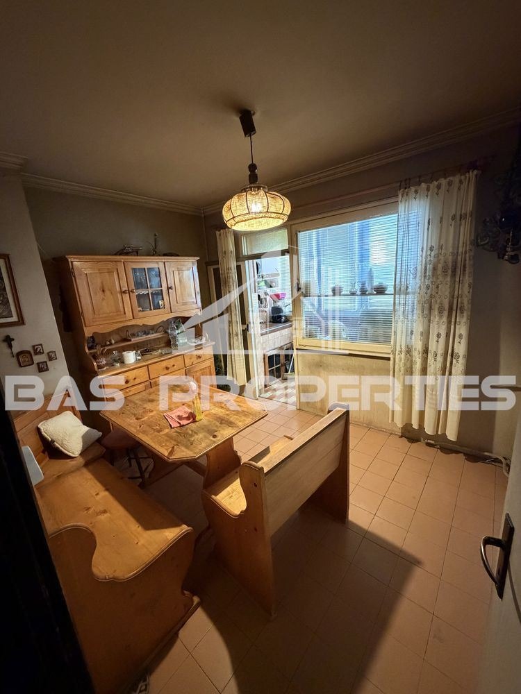 Продава 3-СТАЕН, гр. София, Връбница 1, снимка 2 - Апартаменти - 54364850