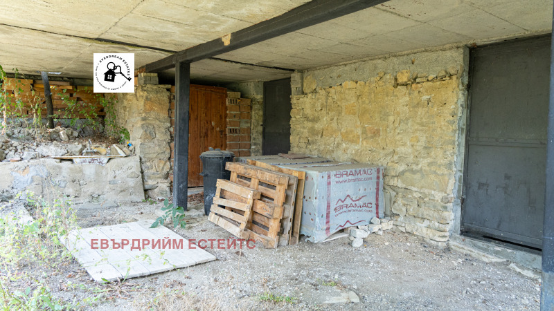 À venda  Casa Região Pernik , Kondofrei , 150 m² | 52702516 - imagem [13]