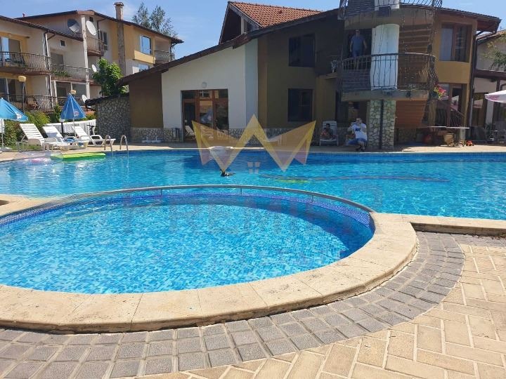 Продава КЪЩА, с. Рогачево, област Добрич, снимка 8 - Къщи - 54123756