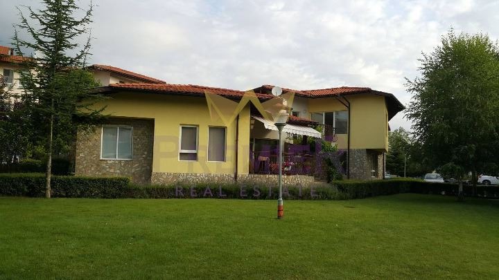 Продава КЪЩА, с. Рогачево, област Добрич